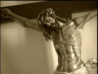 CON LA CRUZ A CUESTAS